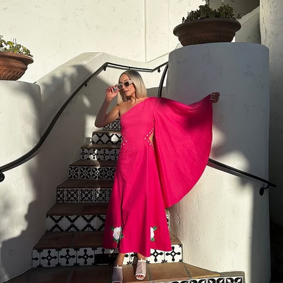 Famn Mon Dress Size XS Midi One Shoulder NWT Side Cut Out Floral Embroidered - Picture 2 of 10